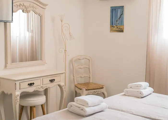 Mare Apartman Ambelász