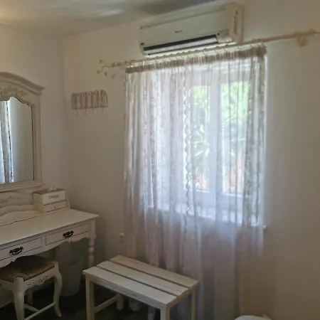 Apartment Mare Ambelas